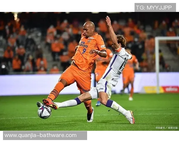 神户胜利与满水鼓动的激烈对决展现足球魅力与团队精神