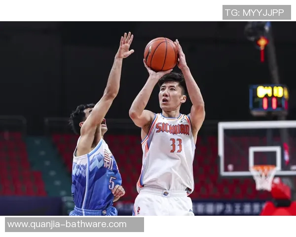 韩硕:从篮球场上的新星到职业生涯的多重转折与成长之路