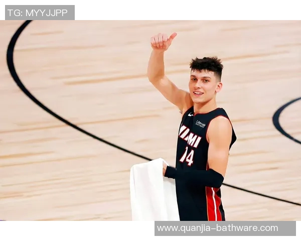 湖人对决热火希罗展现球场风采与激情的巅峰对决